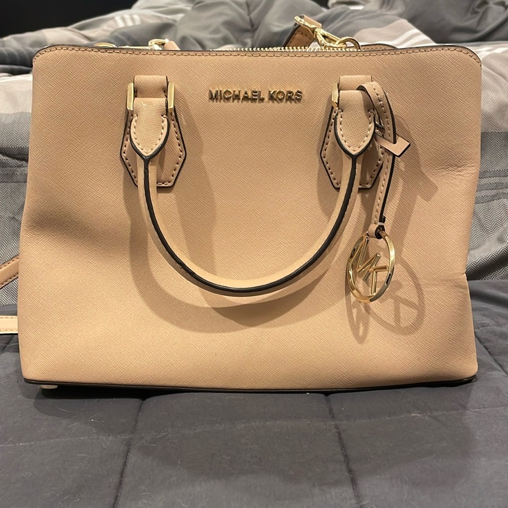 (MICHEAL KORS) CAMILLE- Blossom NWOT